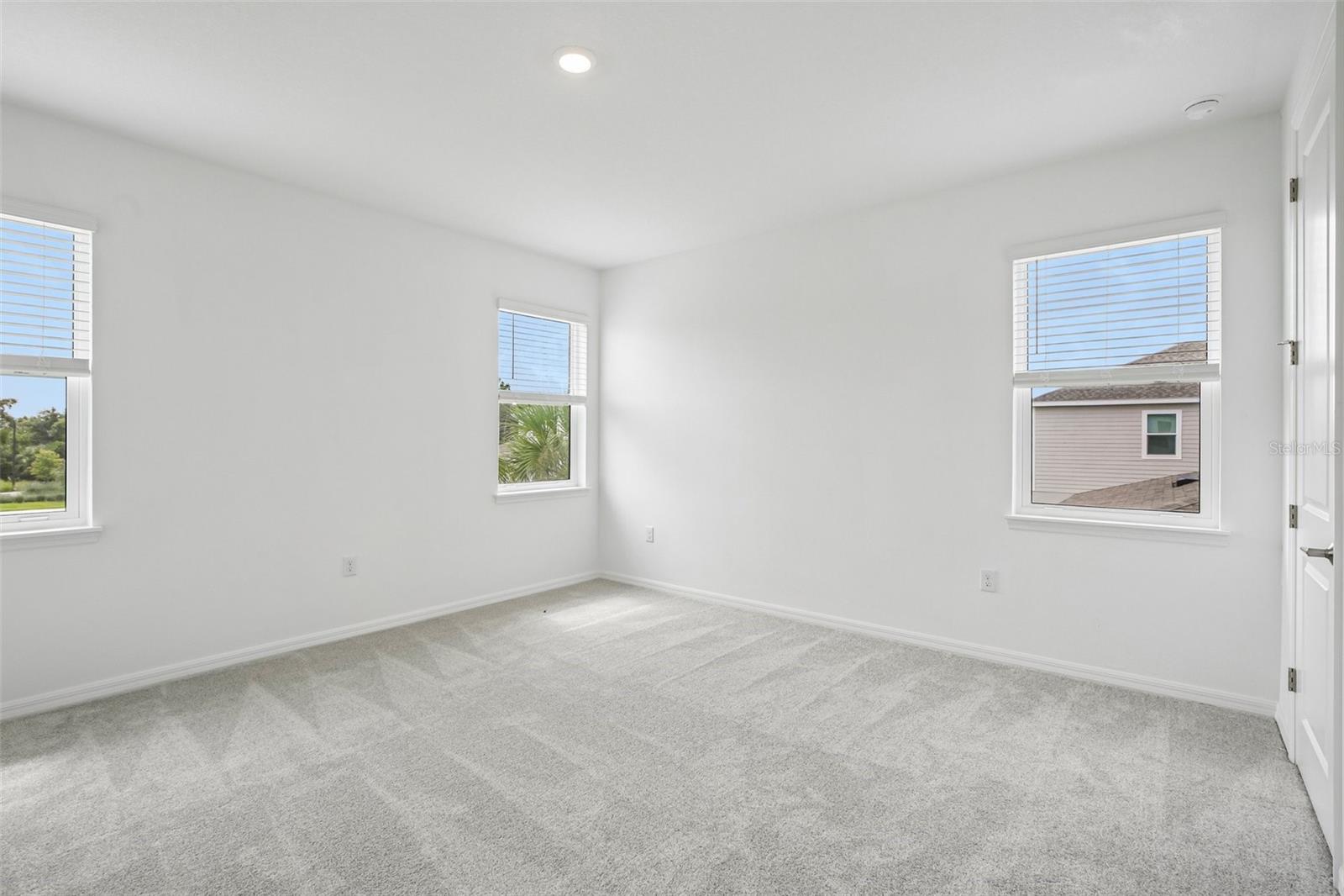 7012 FOXBORO WAY — photo 29