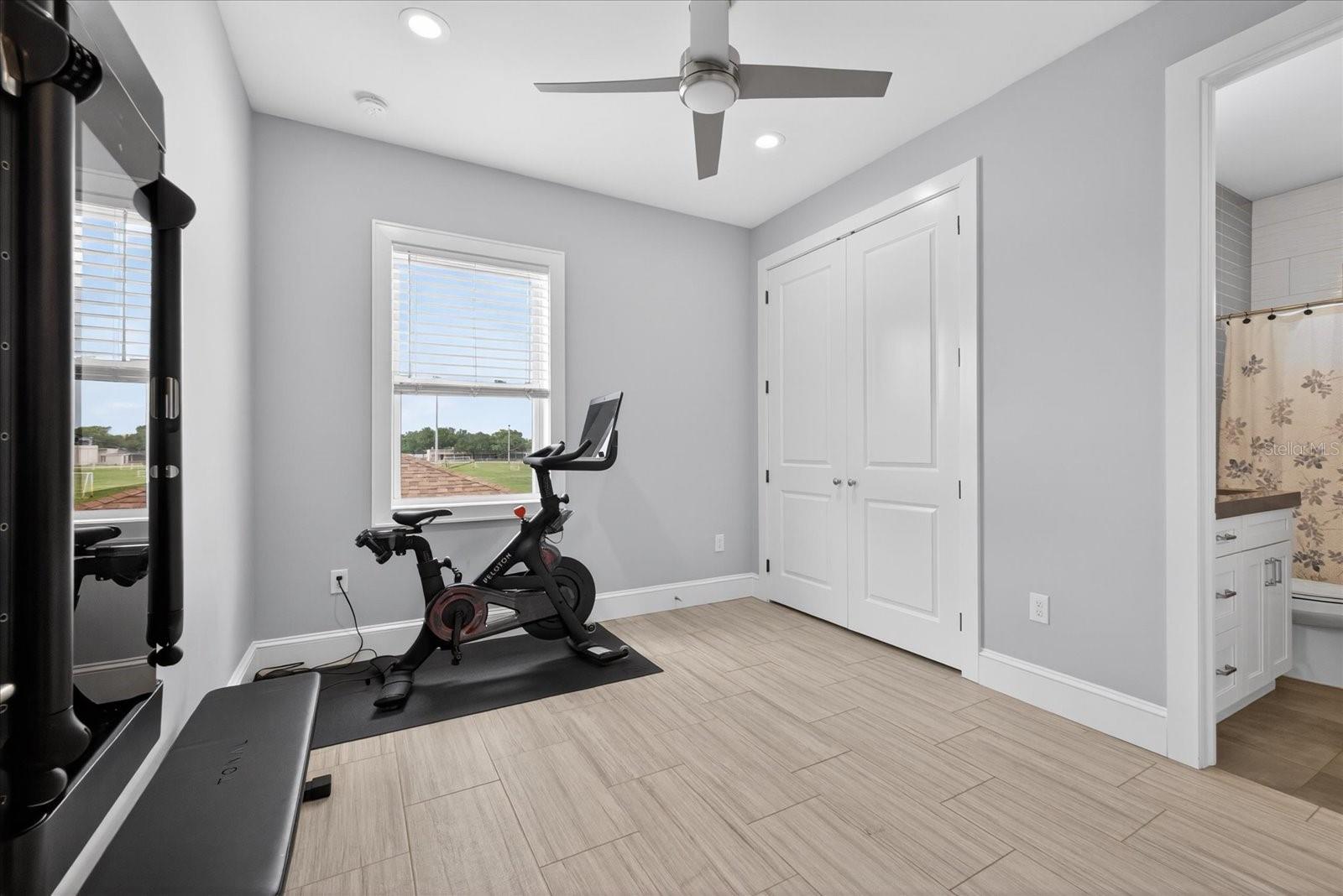 4102 S TRASK ST — photo 30