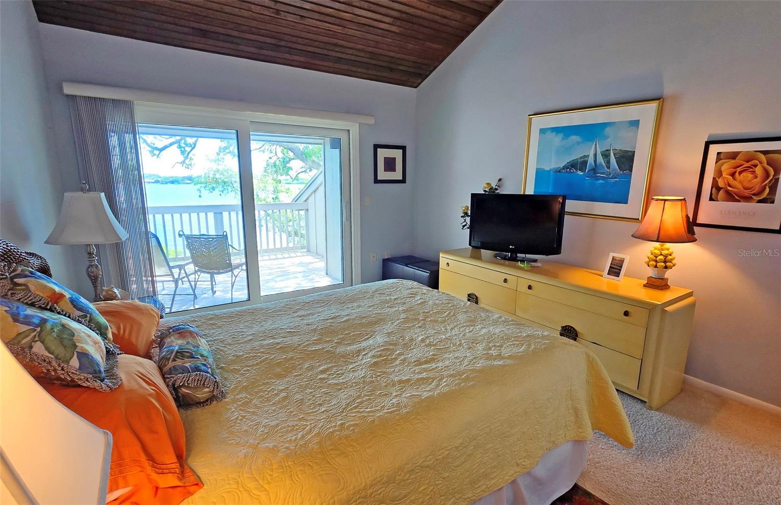1335 LANDINGS DR #9 — photo 30
