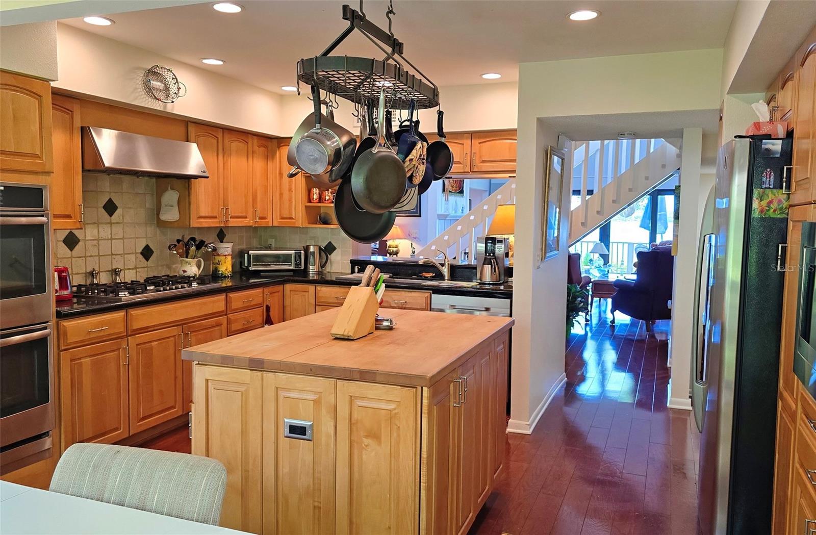 1335 LANDINGS DR #9 — photo 20