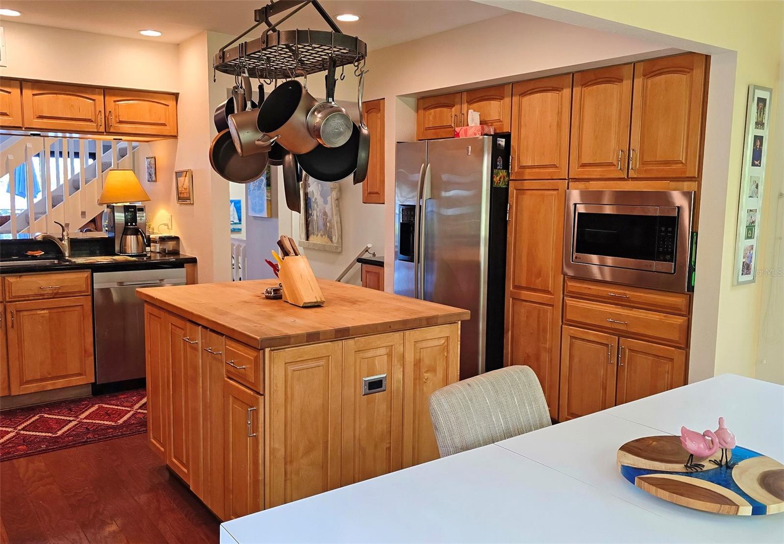 1335 LANDINGS DR #9 — photo 18