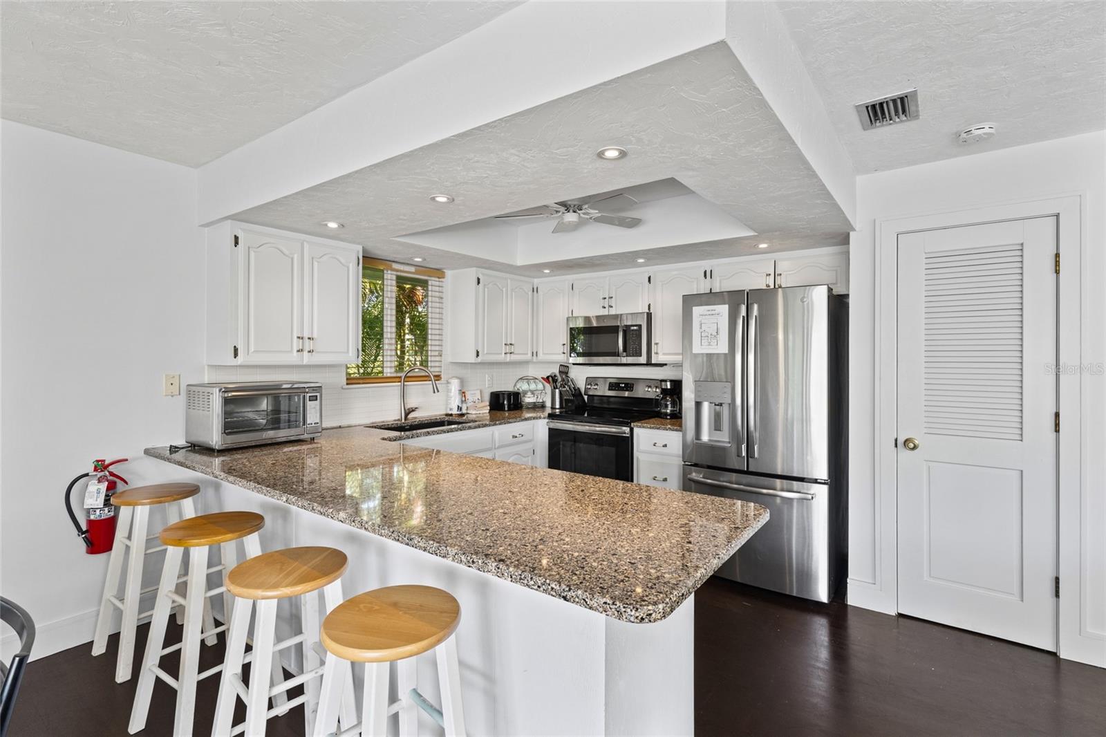 315 SPRING AVE — photo 15