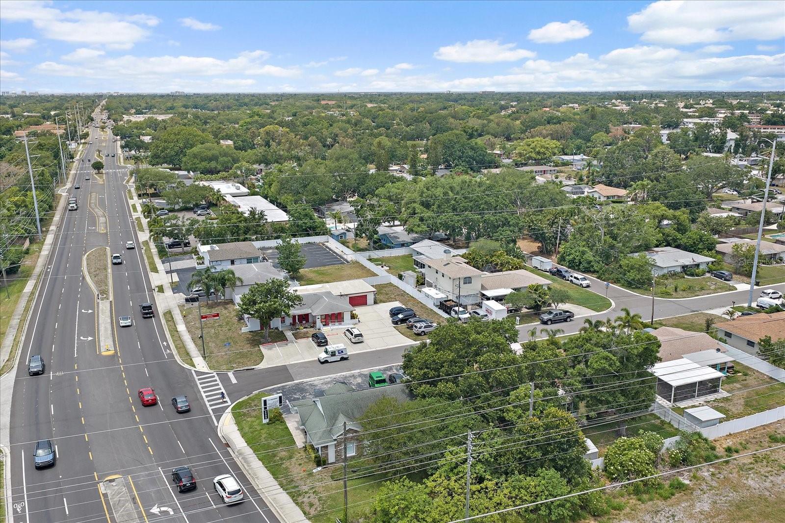 2500 SUNSET POINT RD — photo 29