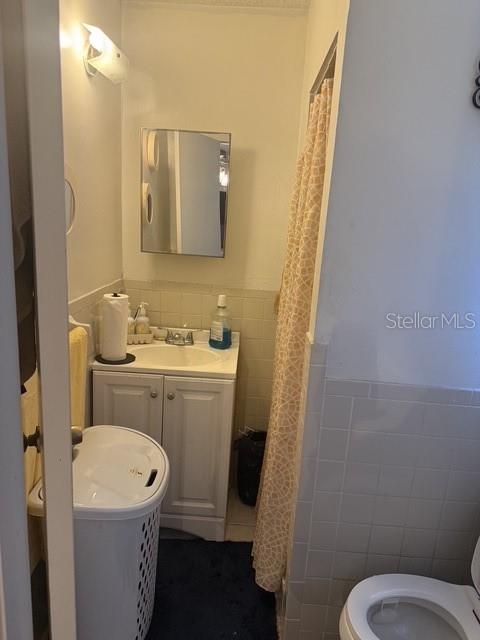 1715 W CARMEN ST — photo 10