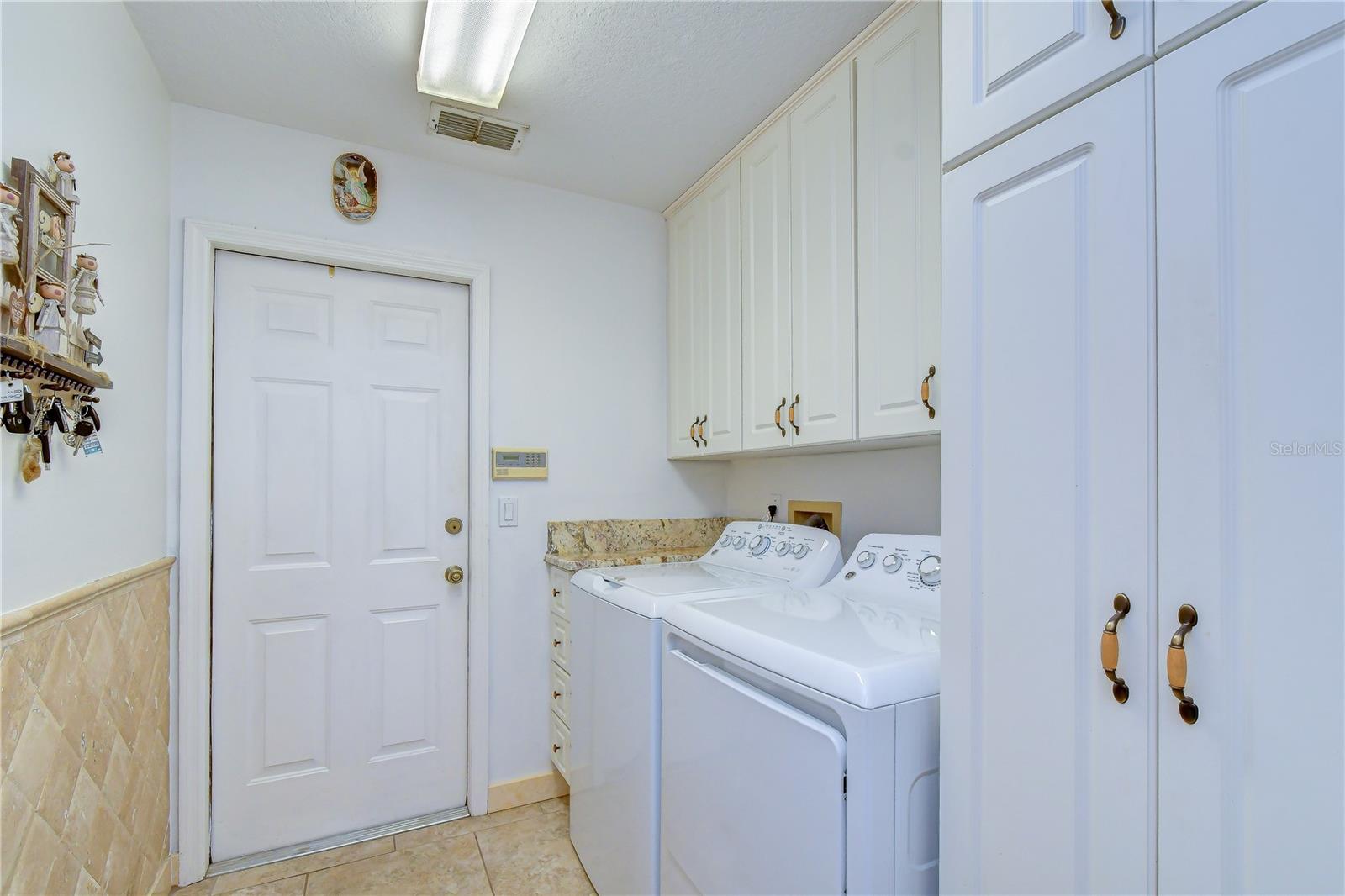 3810 TURKEY OAK DR — photo 30
