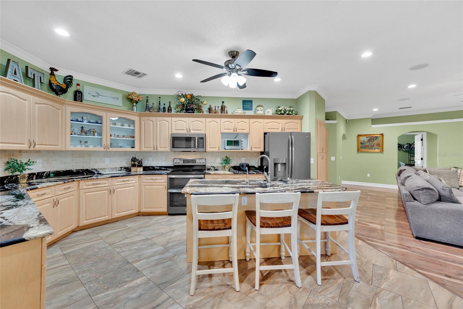 6341 GOVERNORS DR — photo 16