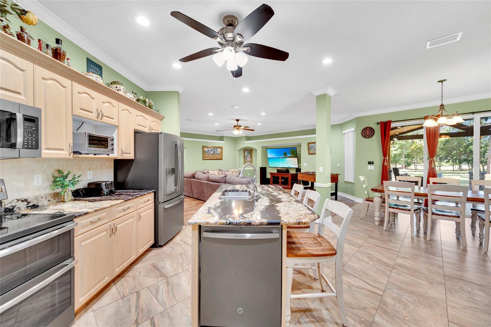 6341 GOVERNORS DR — photo 14