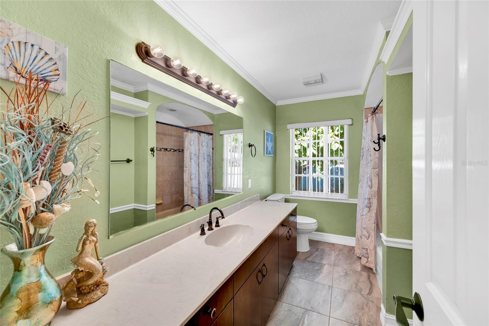 6341 GOVERNORS DR — photo 39