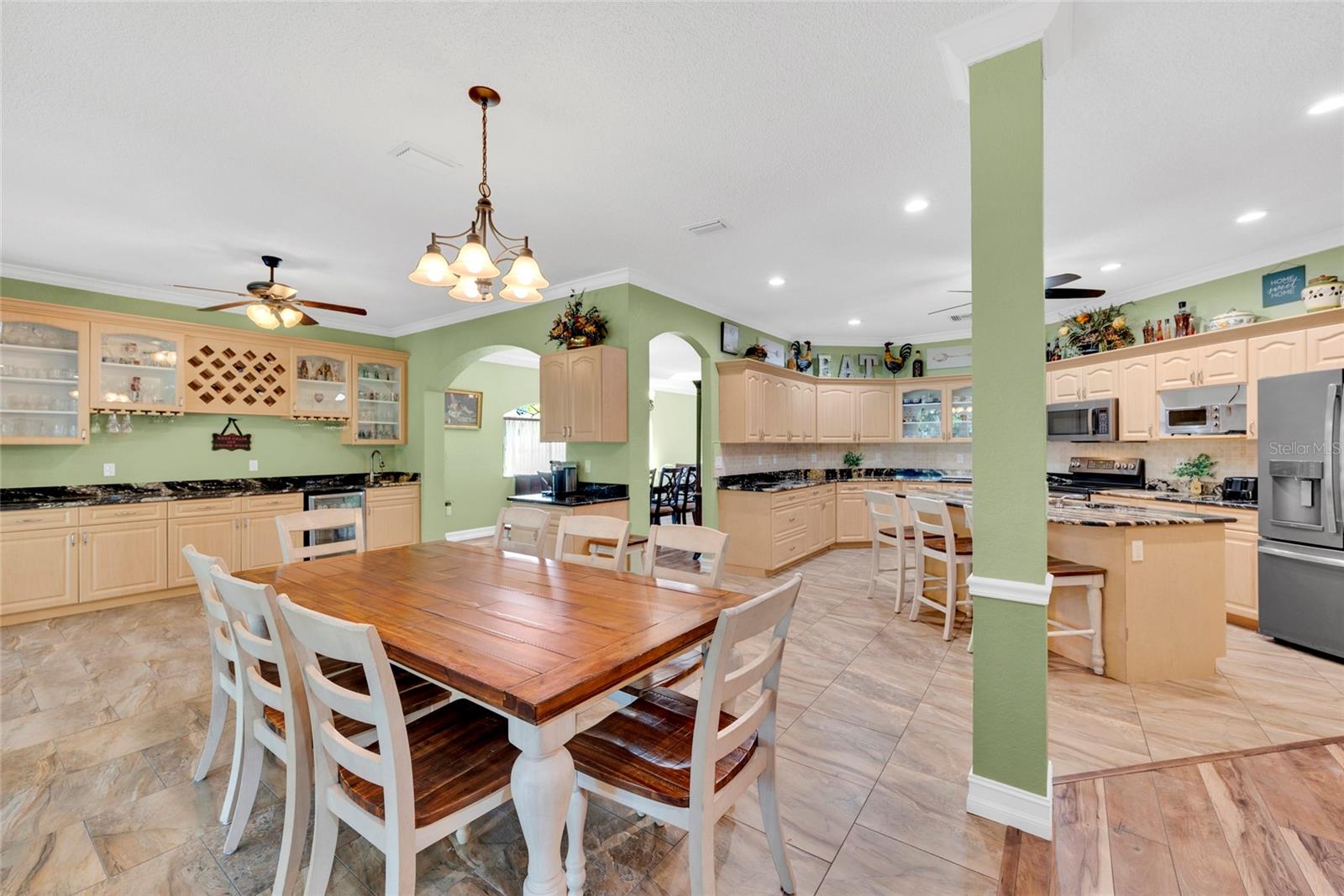 6341 GOVERNORS DR — photo 17