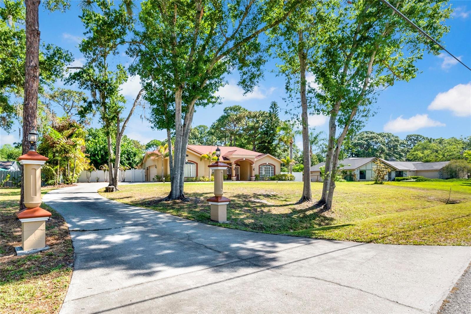 6341 GOVERNORS DR — photo 2