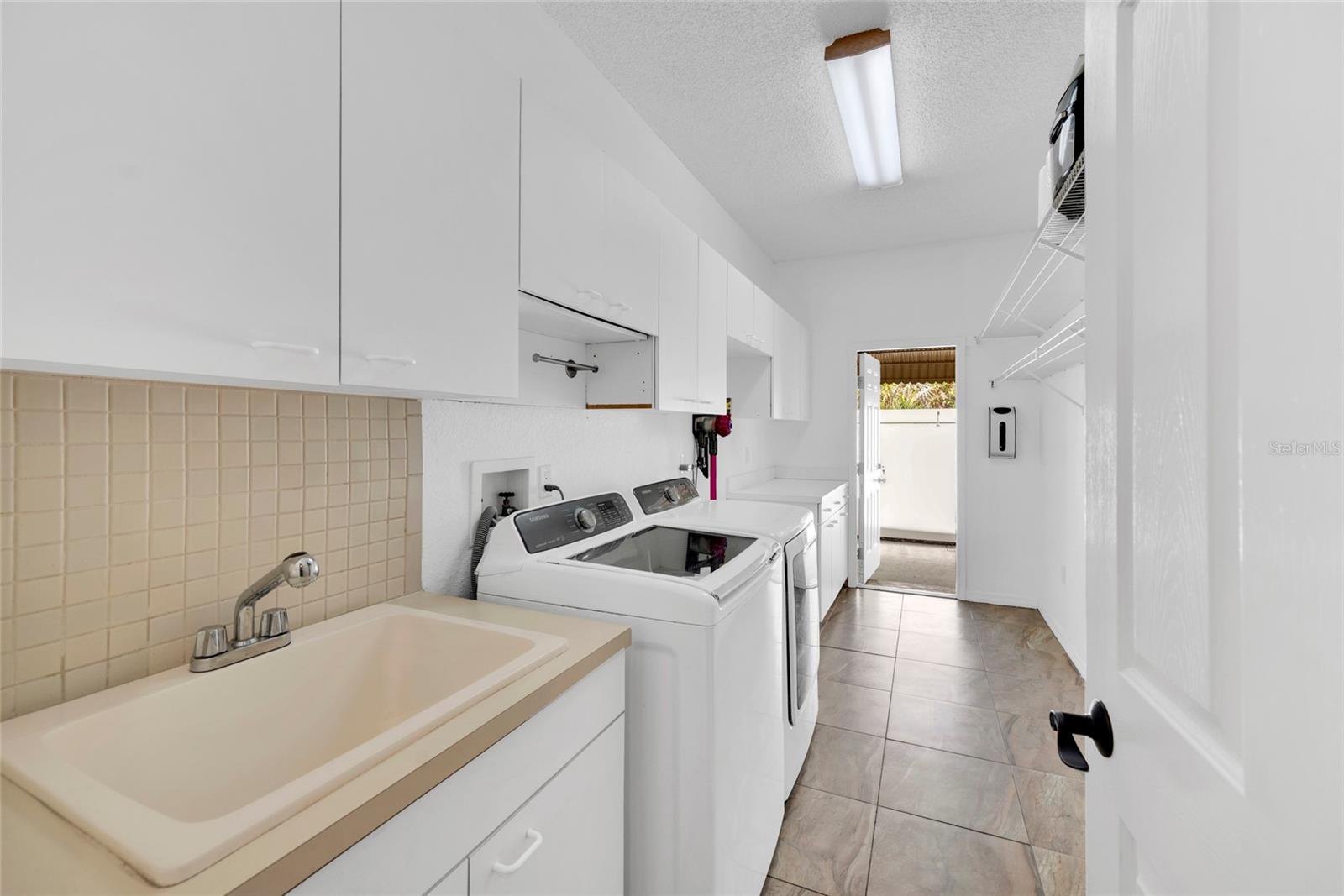6341 GOVERNORS DR — photo 38