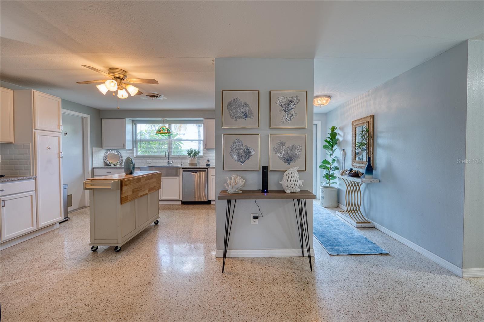510 DONA DR — photo 6