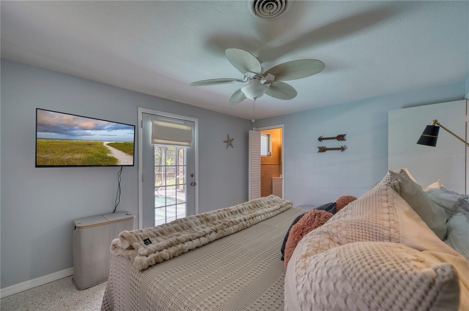 510 DONA DR — photo 19