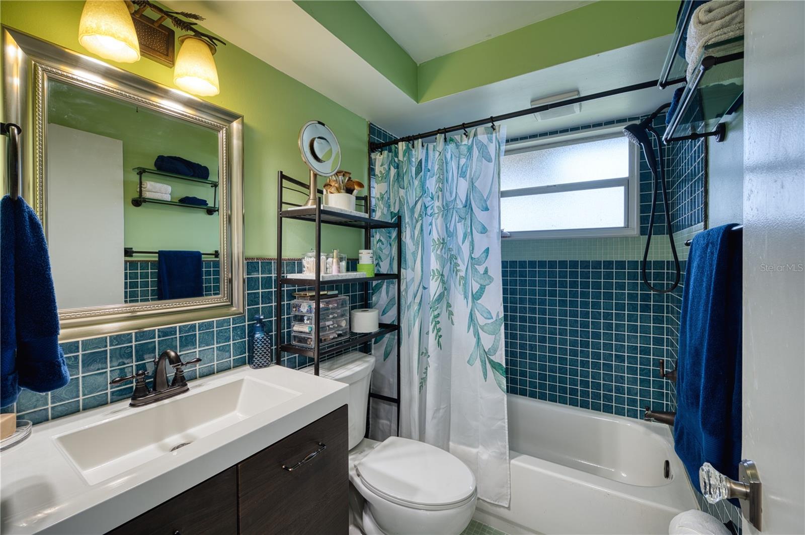 510 DONA DR — photo 23