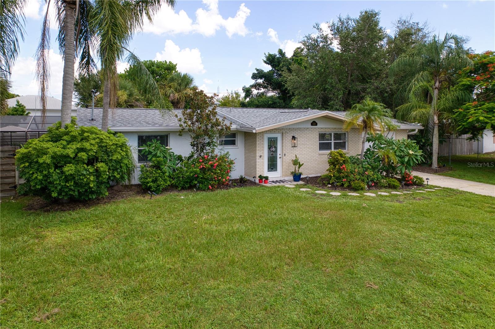 510 DONA DR — photo 2