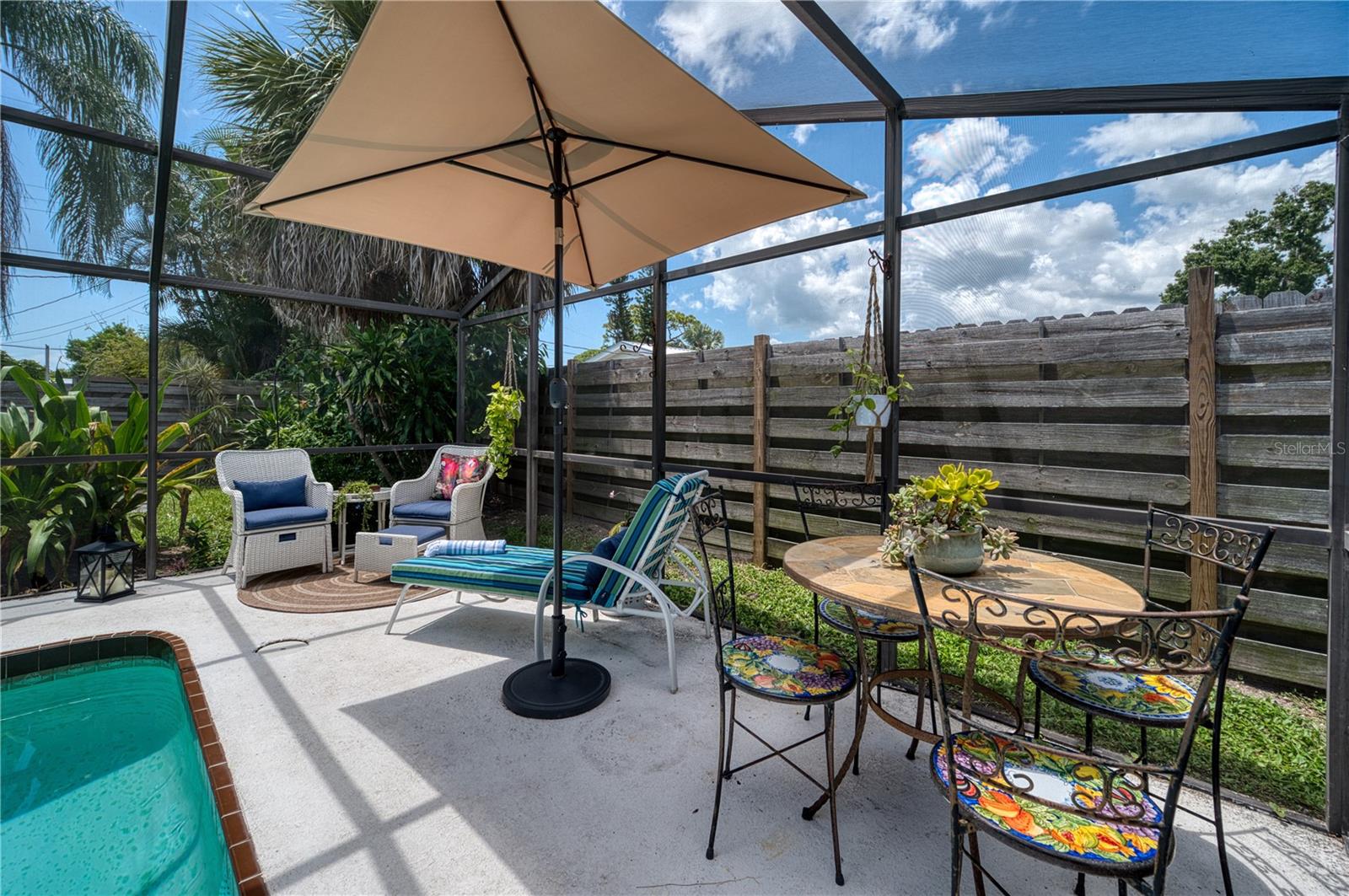 510 DONA DR — photo 26