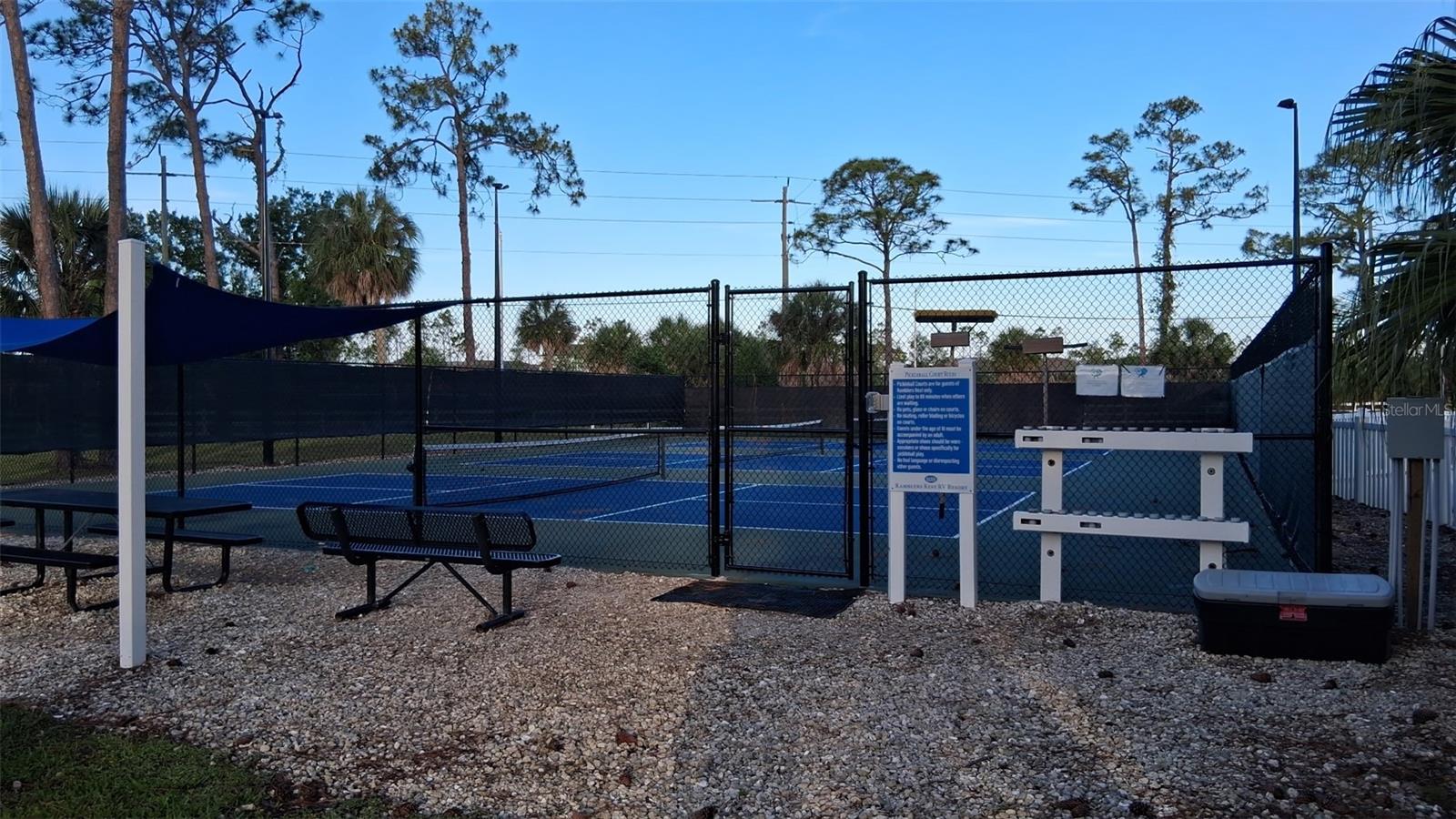 1300 N RIVER RD #W 86 — photo 15