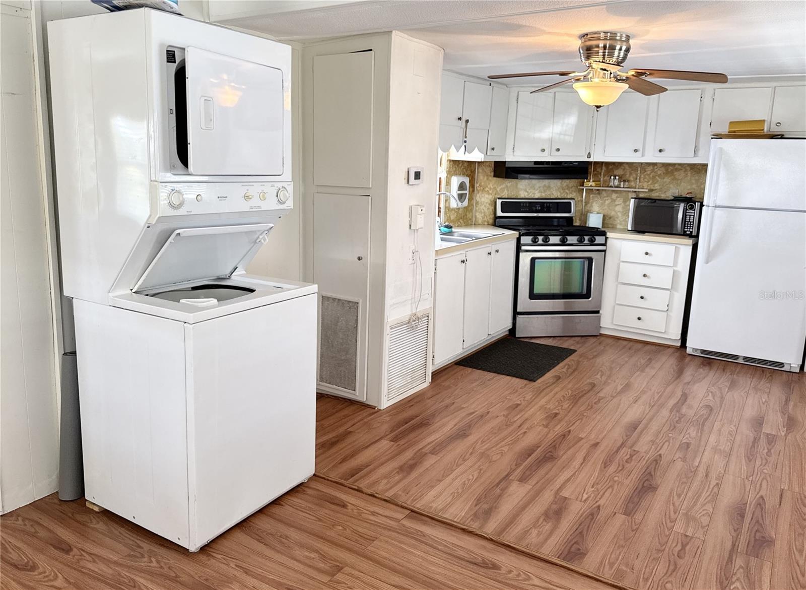 425 MOUNT PINEY AVE NE #681 — photo 5