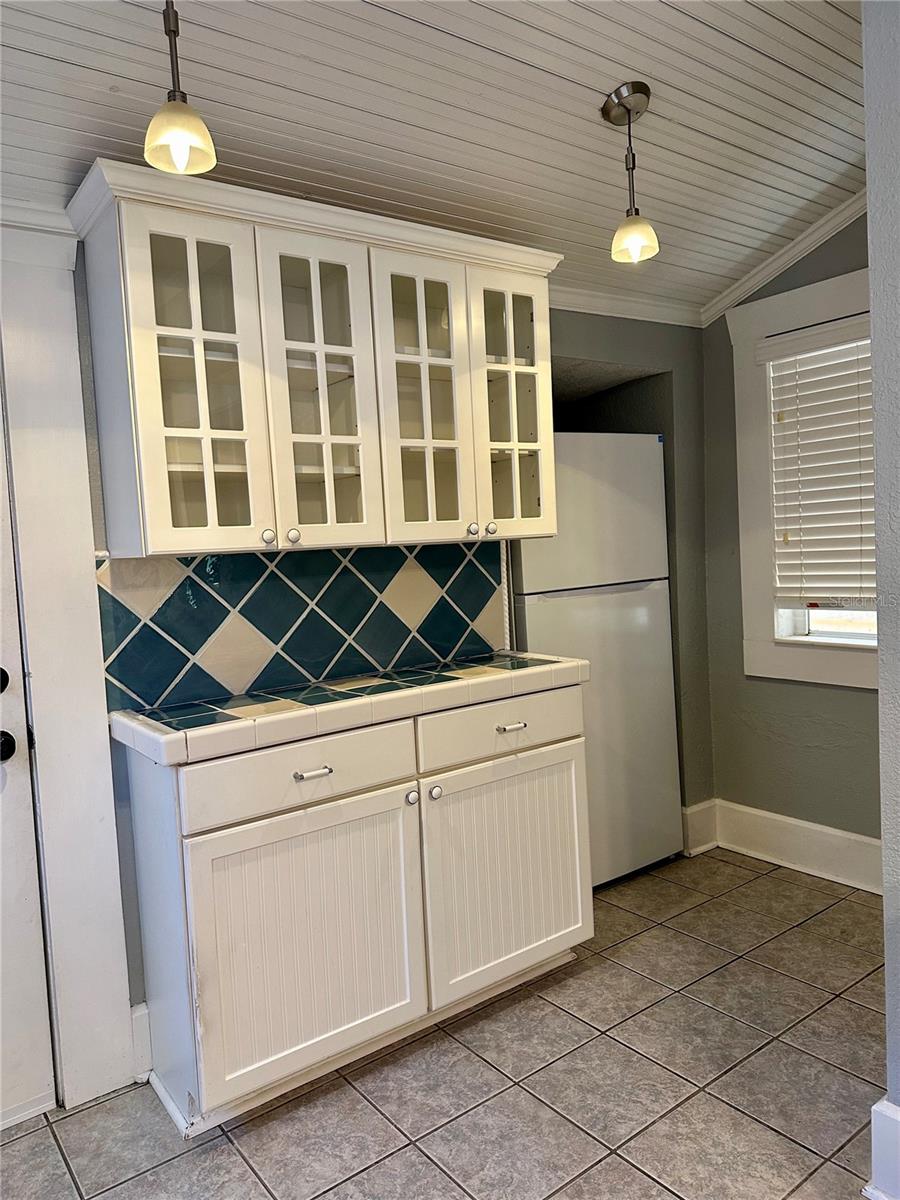 1209 E COMANCHE AVE — photo 22