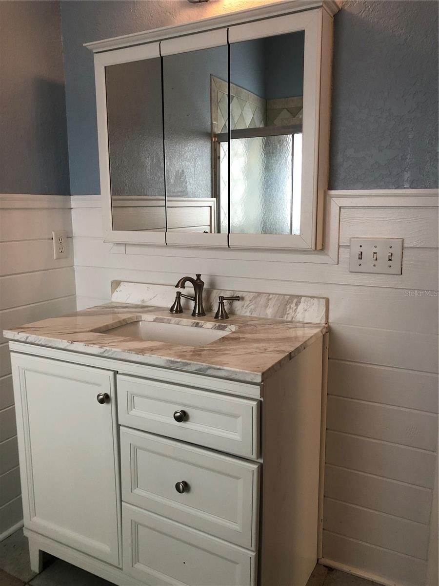 1209 E COMANCHE AVE — photo 16
