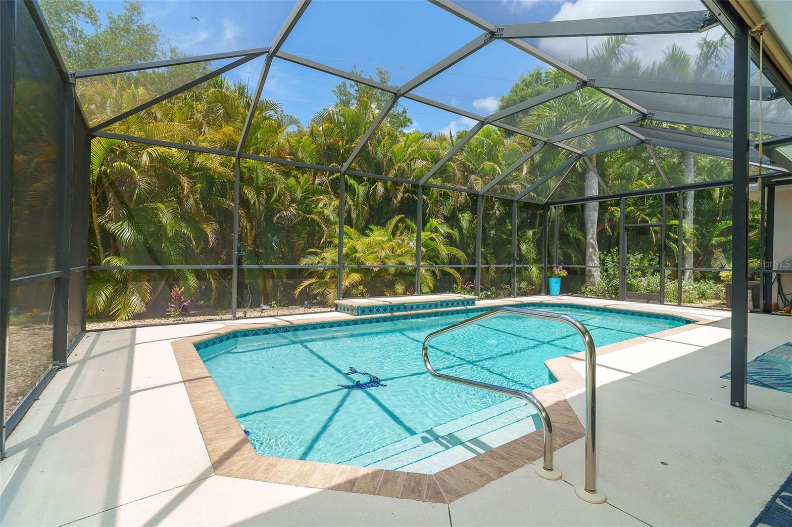 122 CLEAR LAKE DR — photo 38