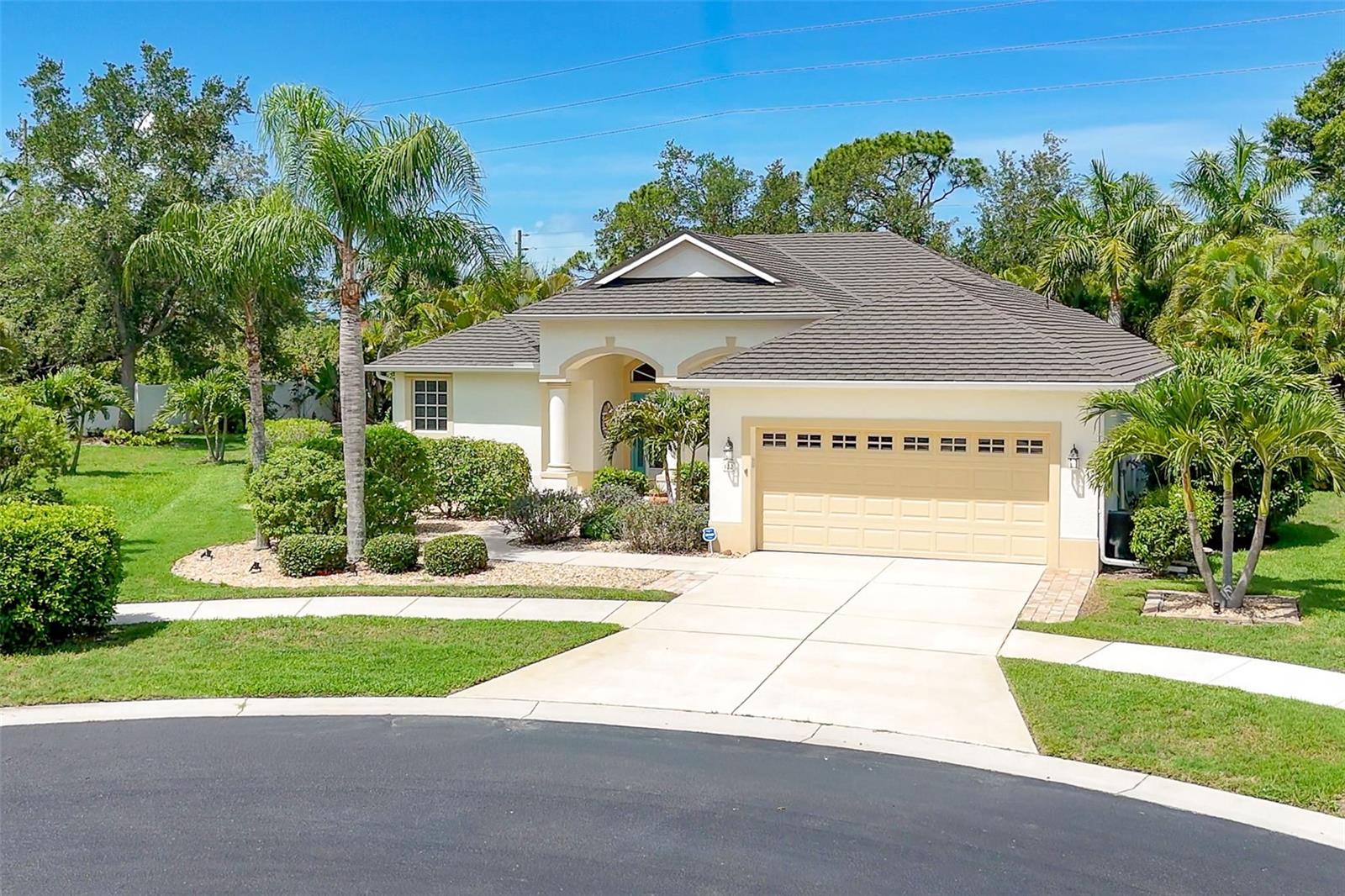 122 CLEAR LAKE DR — photo 2