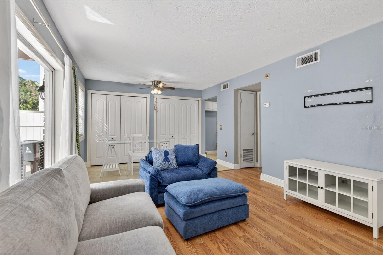 2521 CEDAR CYPRESS CT #101 — photo 6