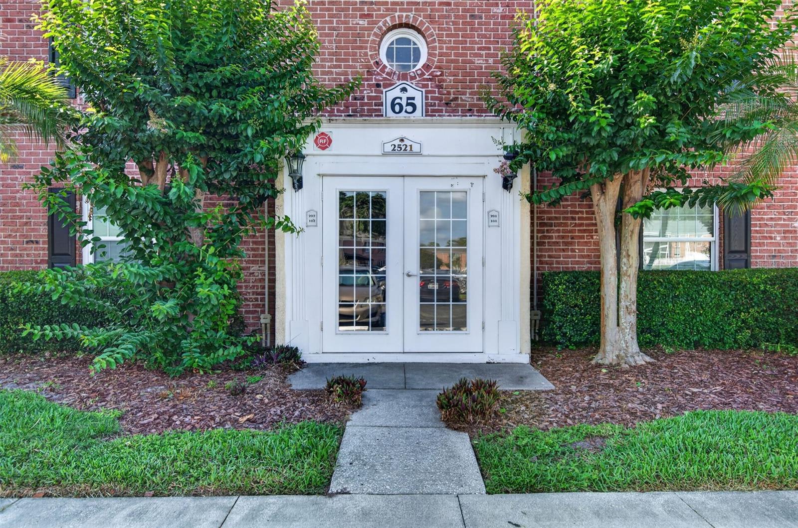 2521 CEDAR CYPRESS CT #101 — photo 3