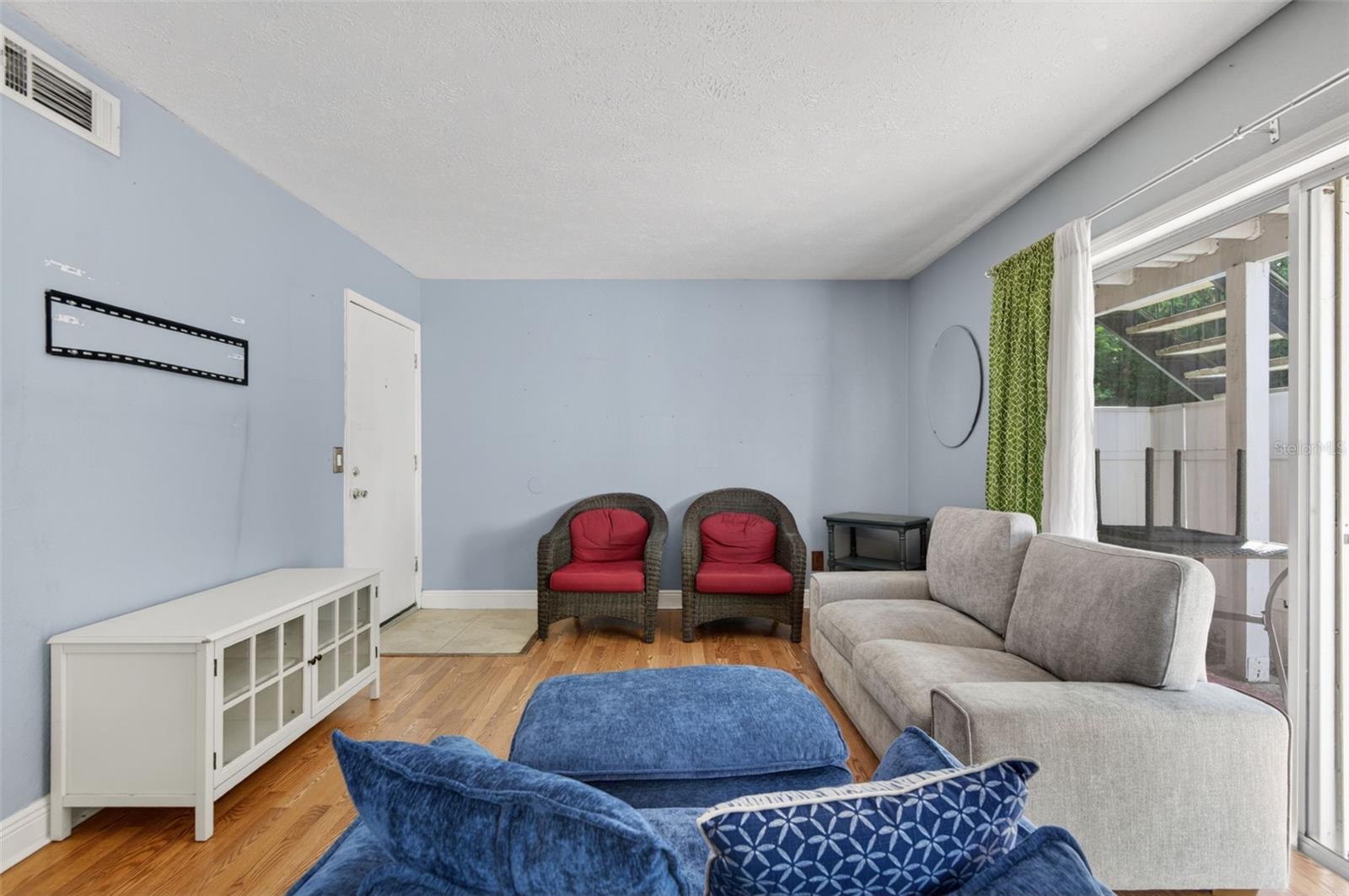 2521 CEDAR CYPRESS CT #101 — photo 8