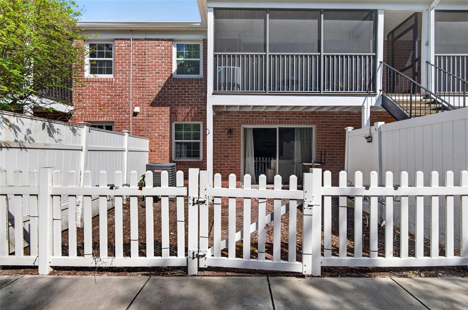 2521 CEDAR CYPRESS CT #101 — photo 28