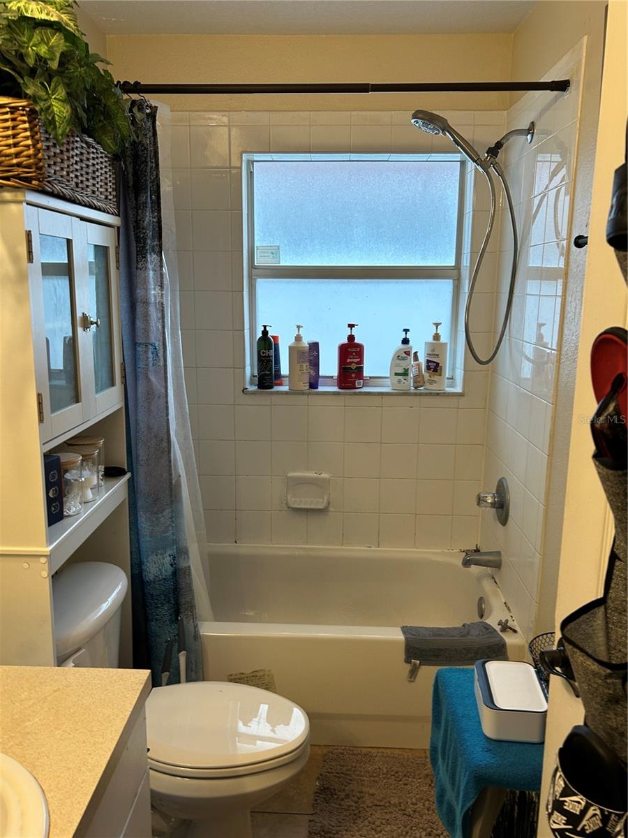 10328 SUMMERVIEW CIR — photo 17