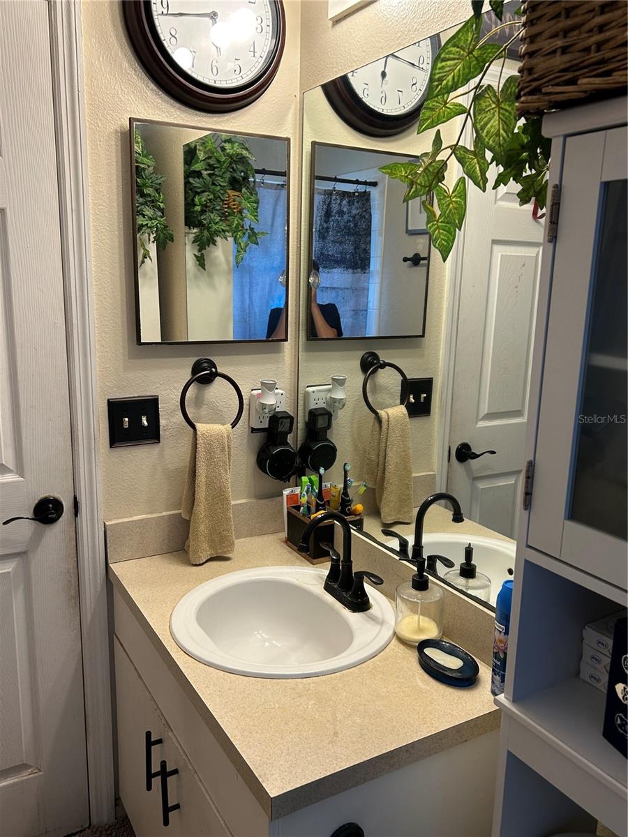 10328 SUMMERVIEW CIR — photo 18