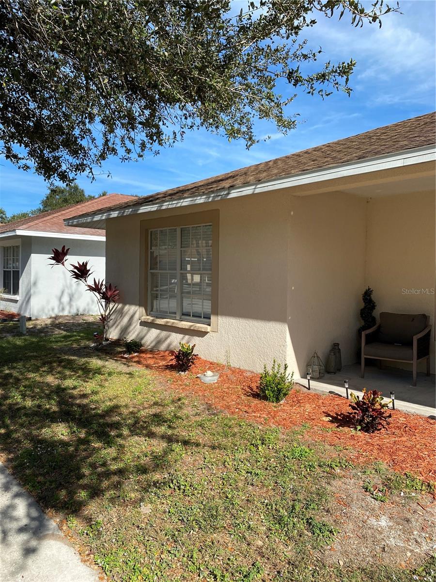 10328 SUMMERVIEW CIR — photo 31