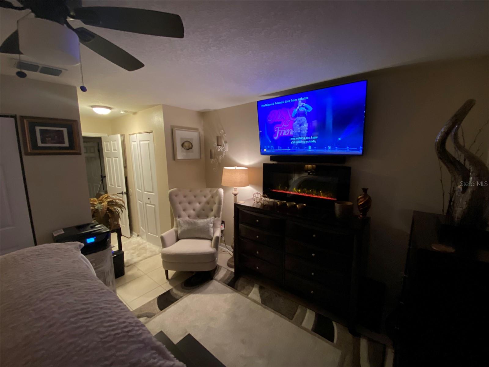 10328 SUMMERVIEW CIR — photo 25