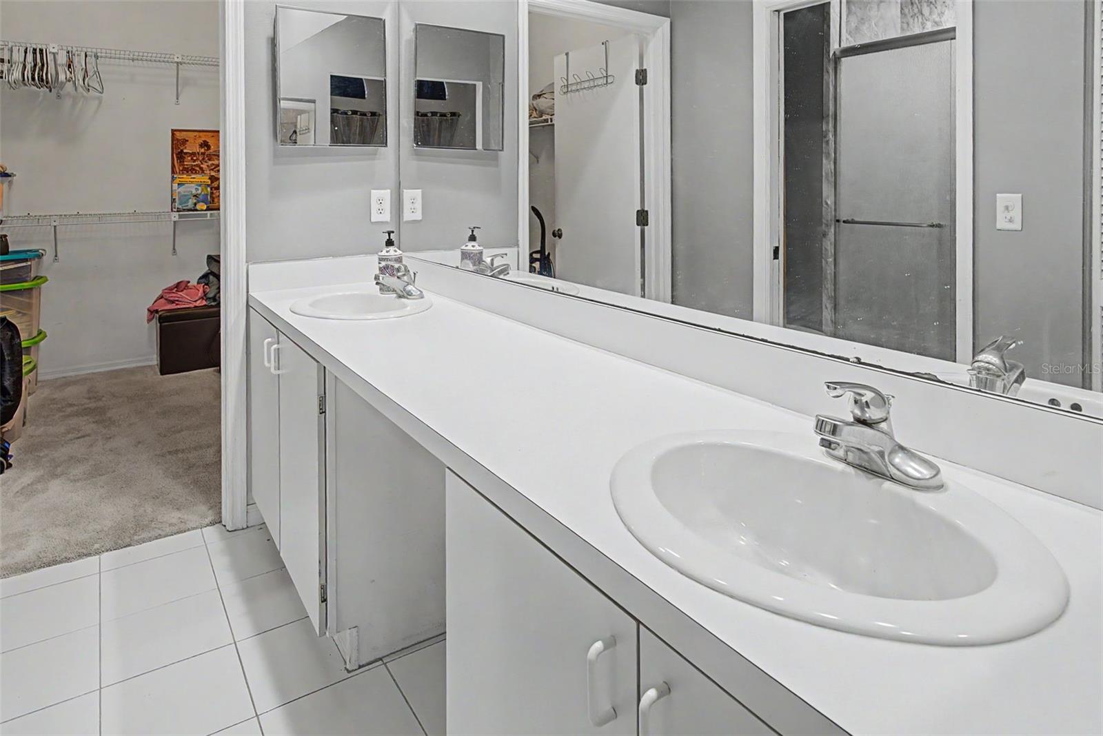3709 MOLLIE LN — photo 23