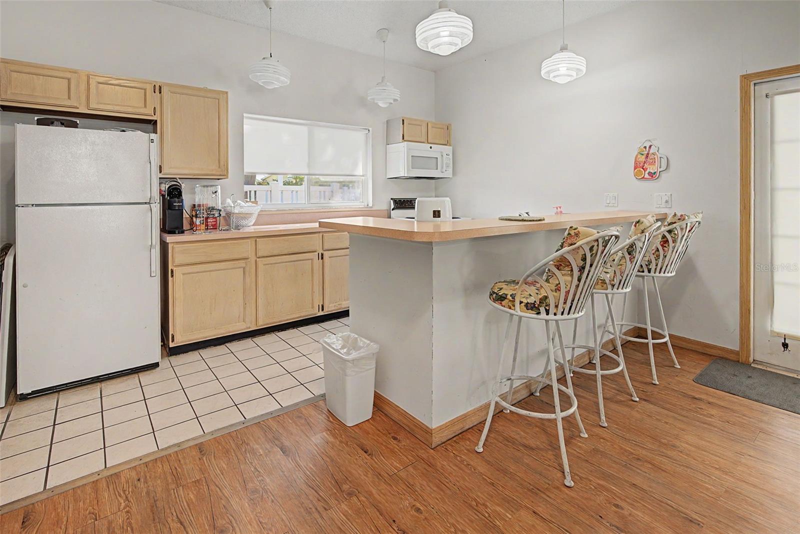 3709 MOLLIE LN — photo 39