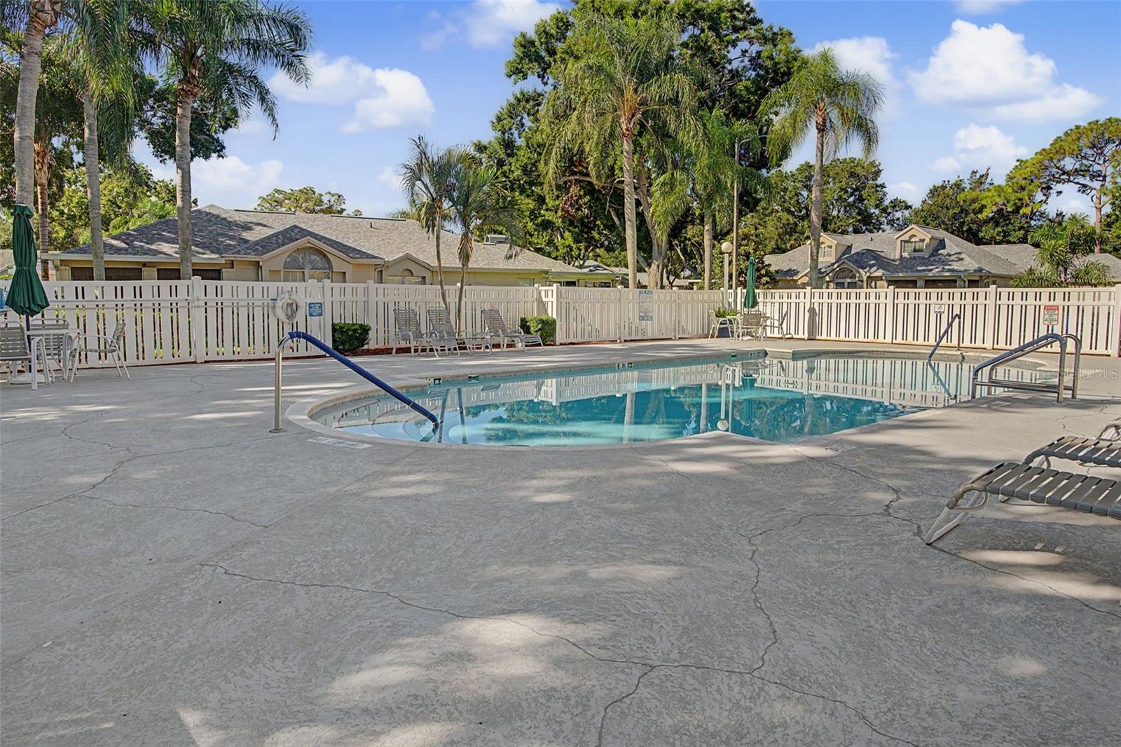 3709 MOLLIE LN — photo 36