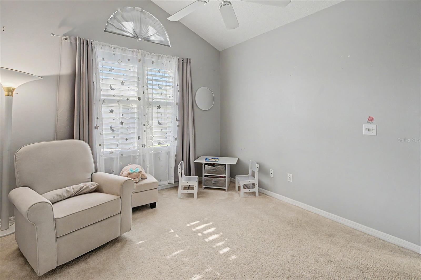 3709 MOLLIE LN — photo 27