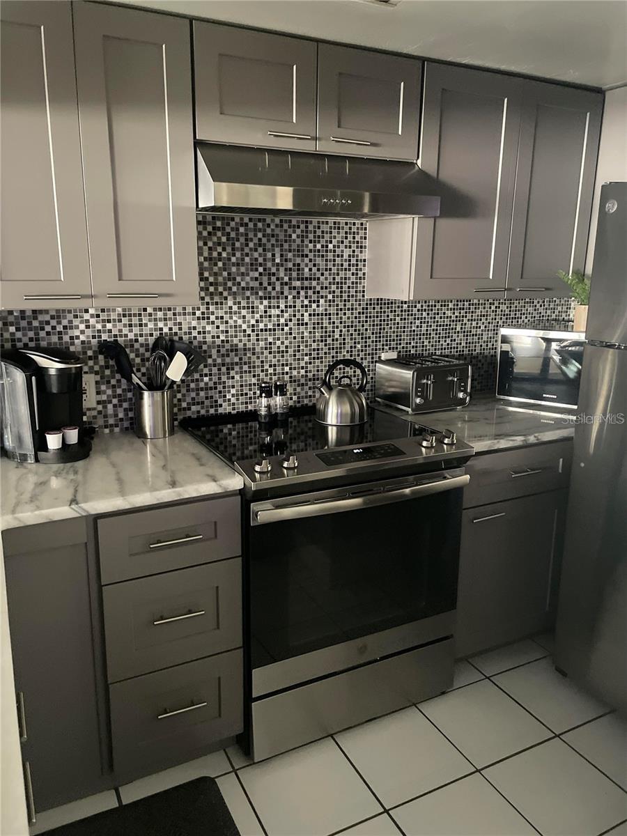 2571 CYPRUS DR #1-204 — photo 4