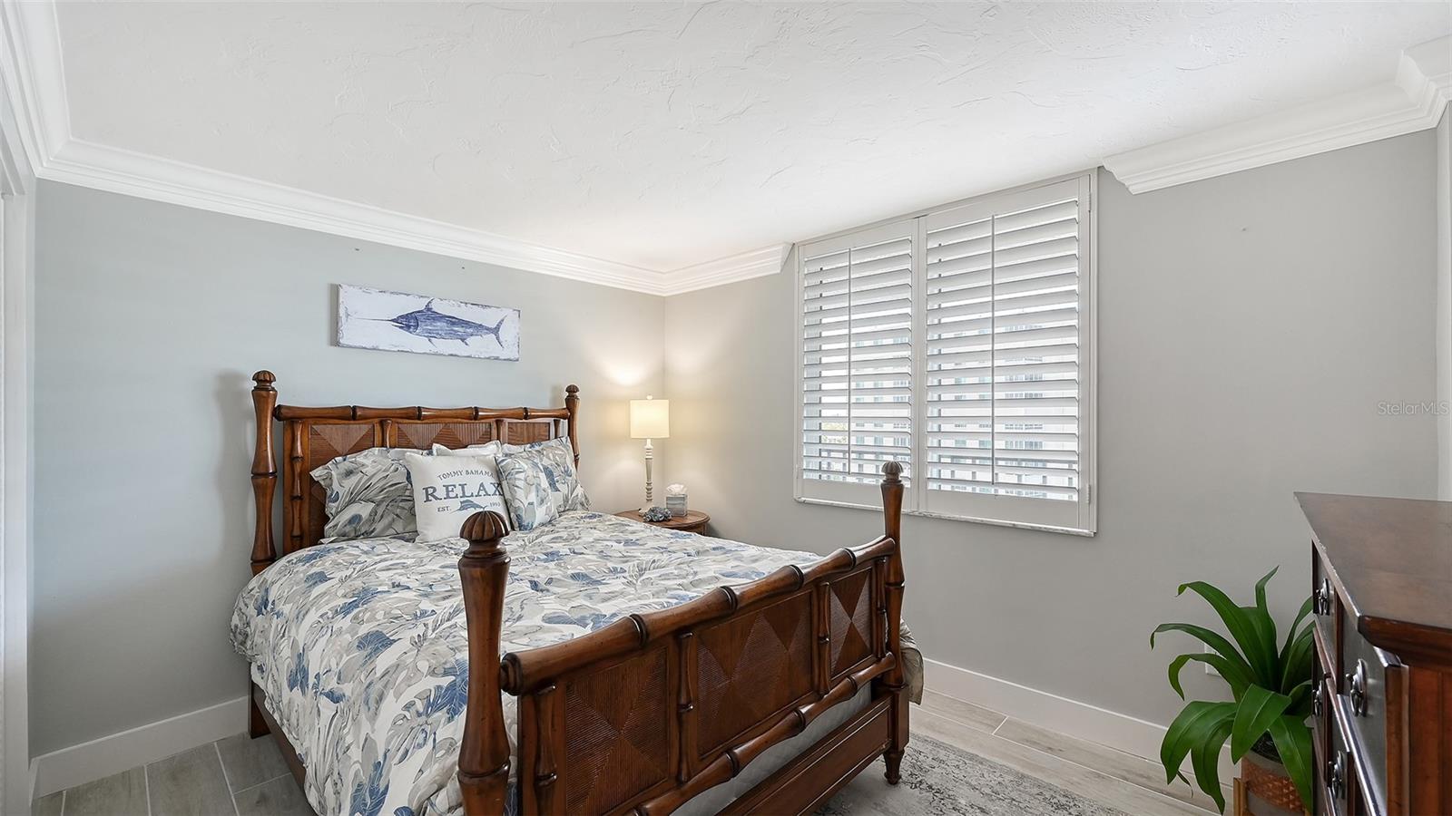 5880 MIDNIGHT PASS RD #907 — photo 46
