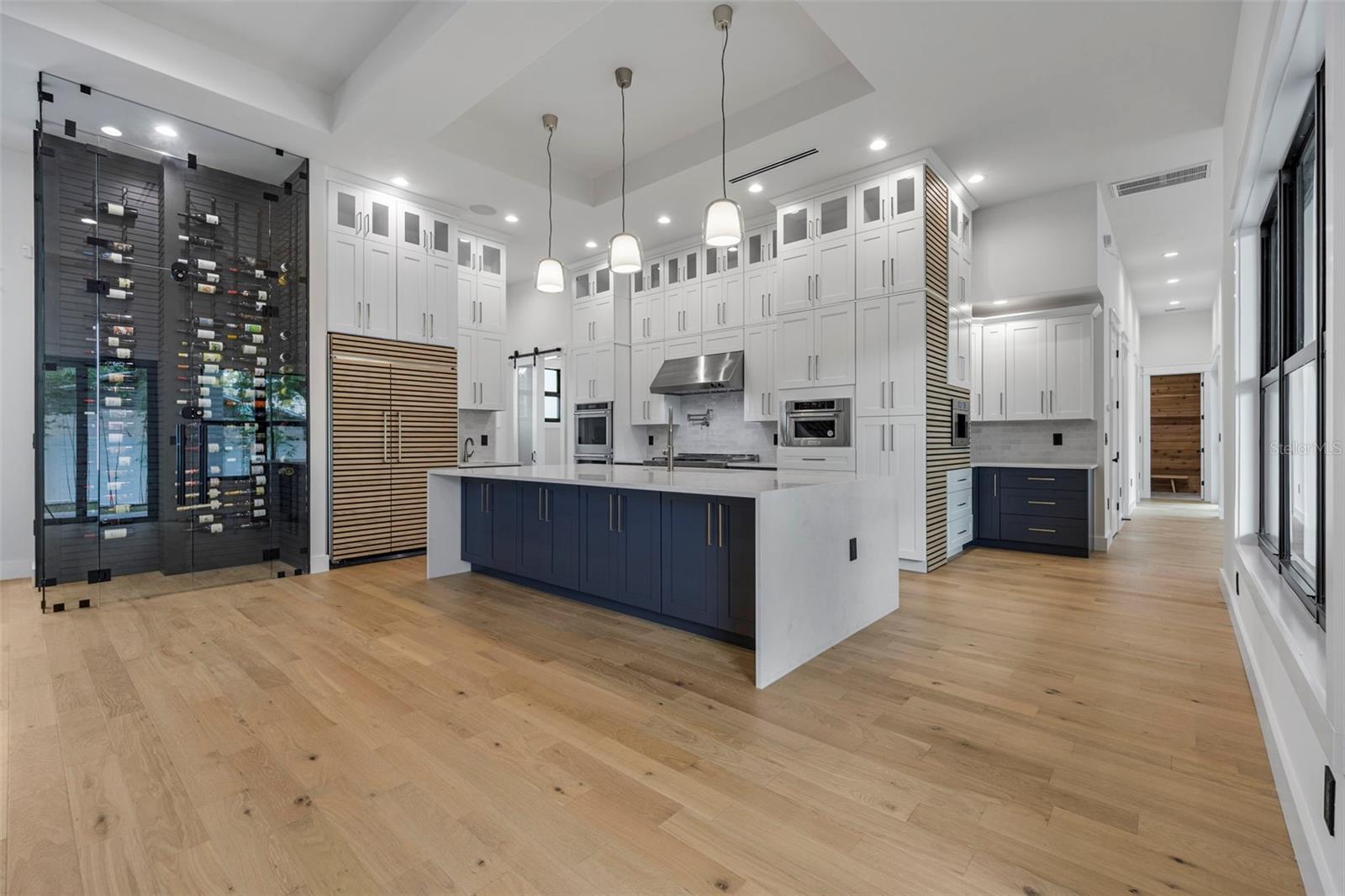 3701 S LYNWOOD AVE — photo 16