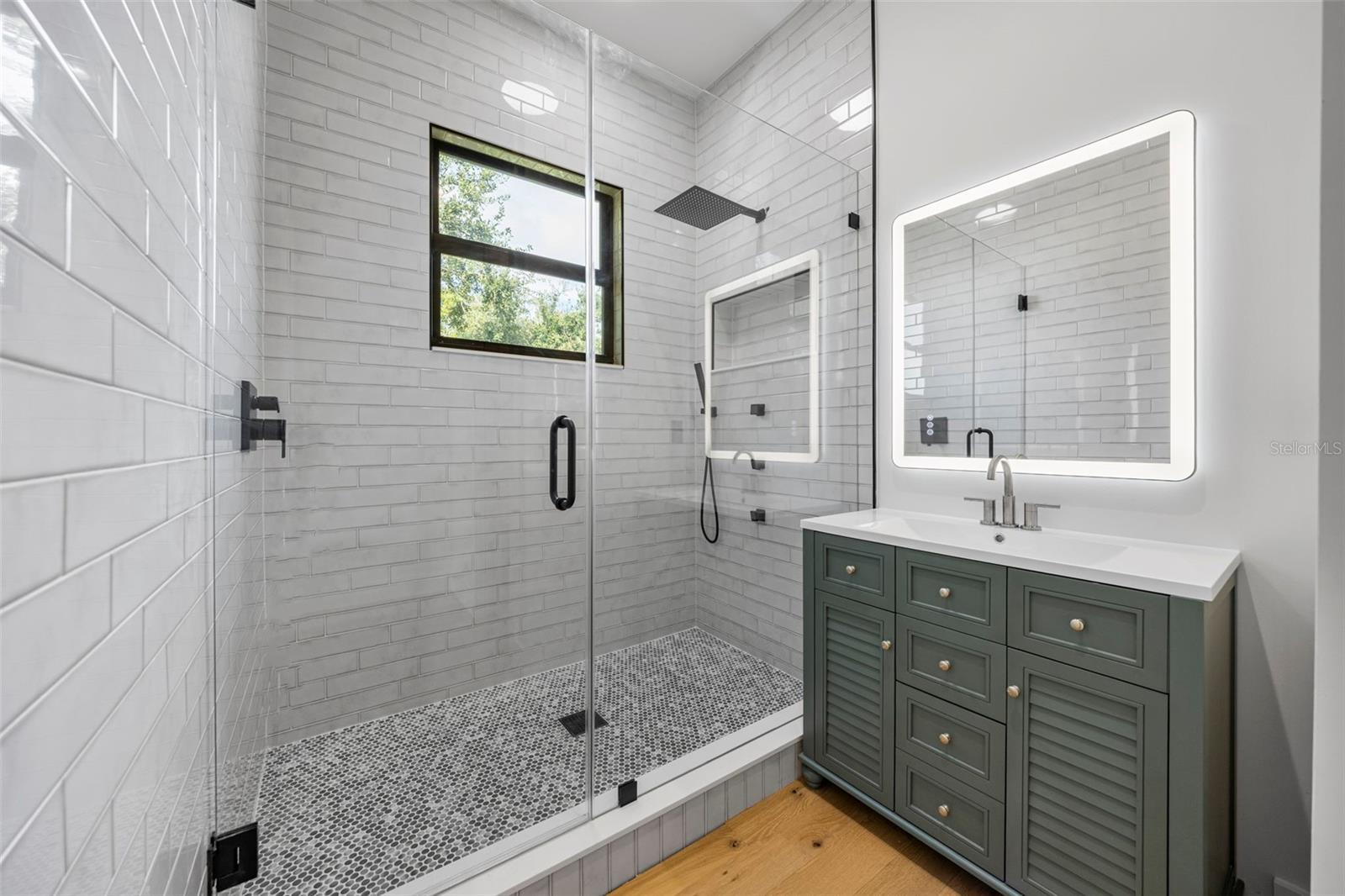 3701 S LYNWOOD AVE — photo 65