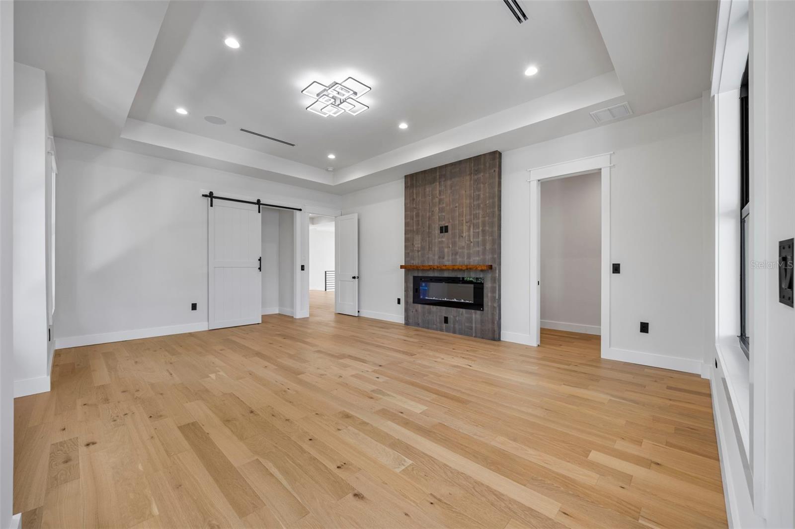 3701 S LYNWOOD AVE — photo 62