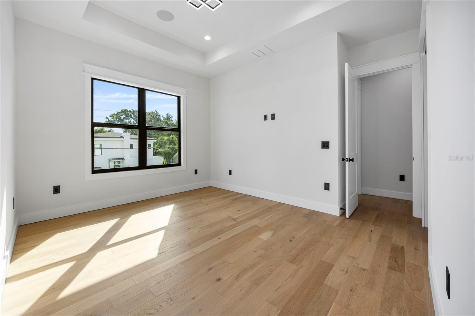 3701 S LYNWOOD AVE — photo 71