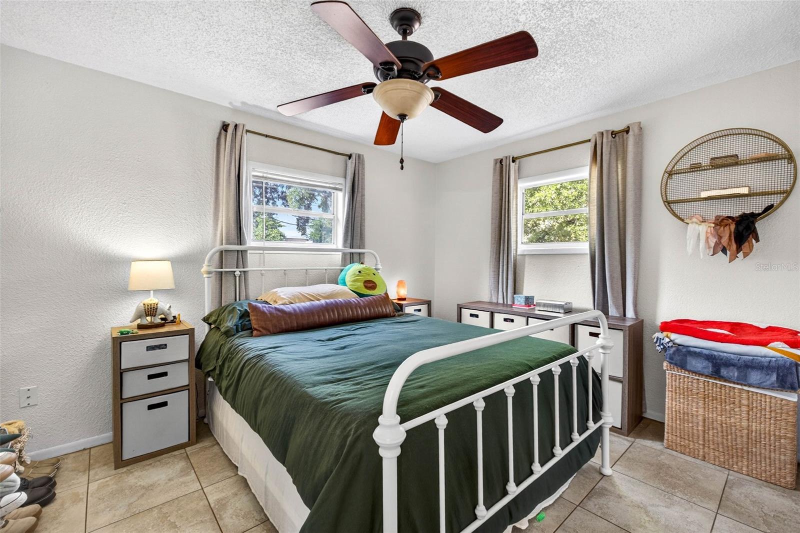 1318 W RAMBLA ST — photo 14