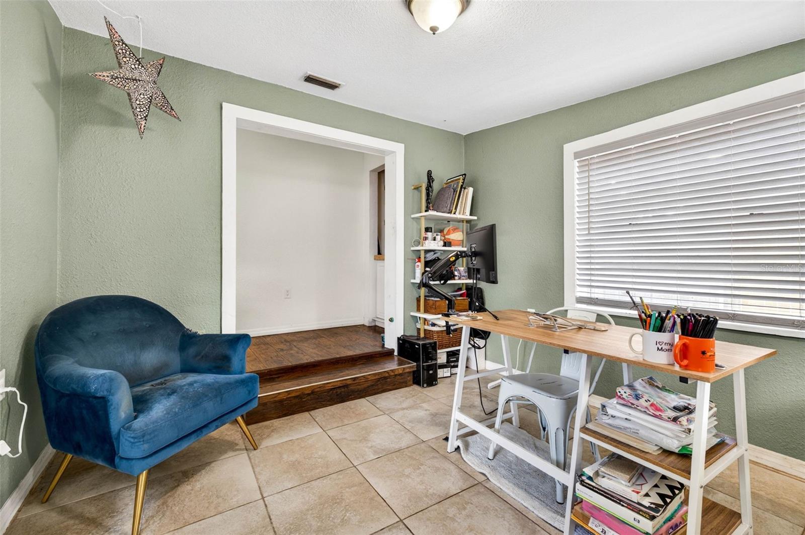 1318 W RAMBLA ST — photo 24