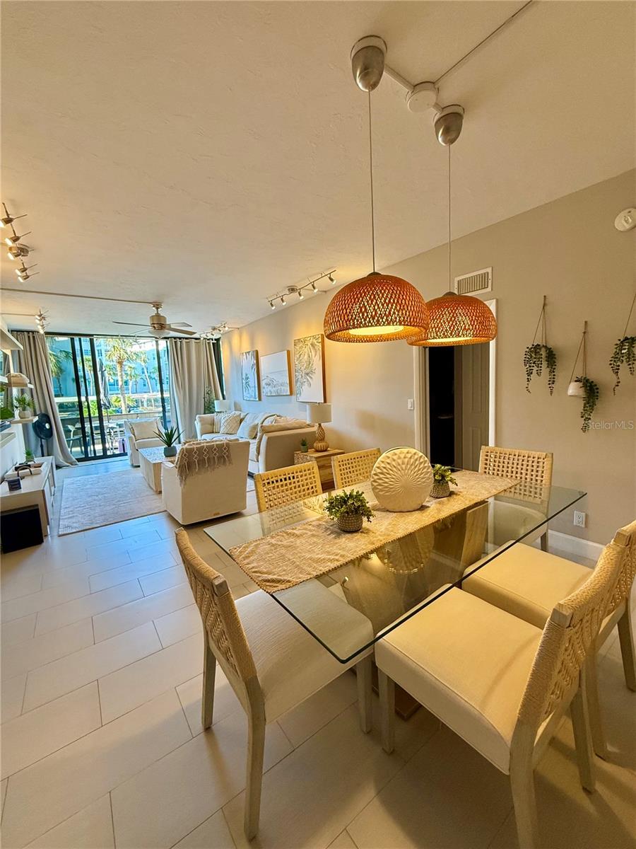 Home in SARASOTA — photo 4