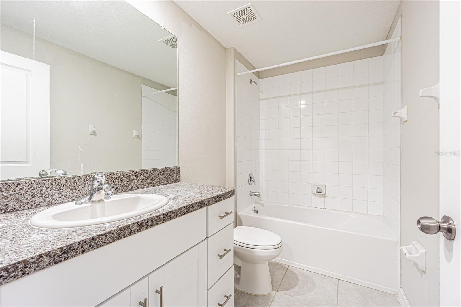 817 ROYAL EMPRESS DR — photo 26