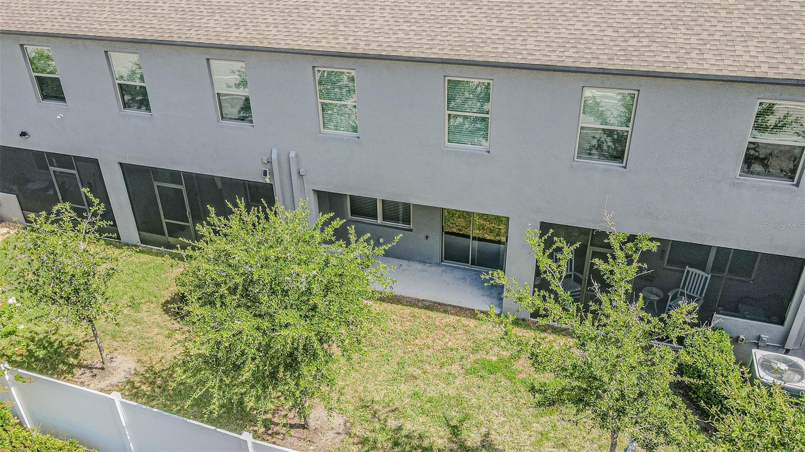 817 ROYAL EMPRESS DR — photo 7