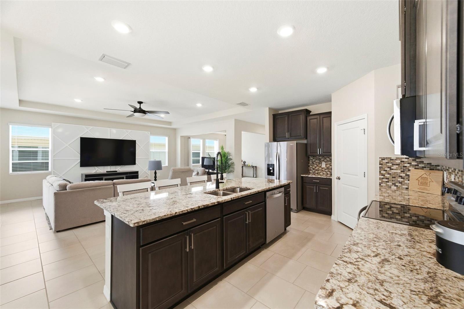 10403 LAXER CAY LOOP — photo 10